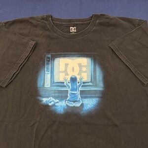 DC Skate Poltergeist Shirt Size L